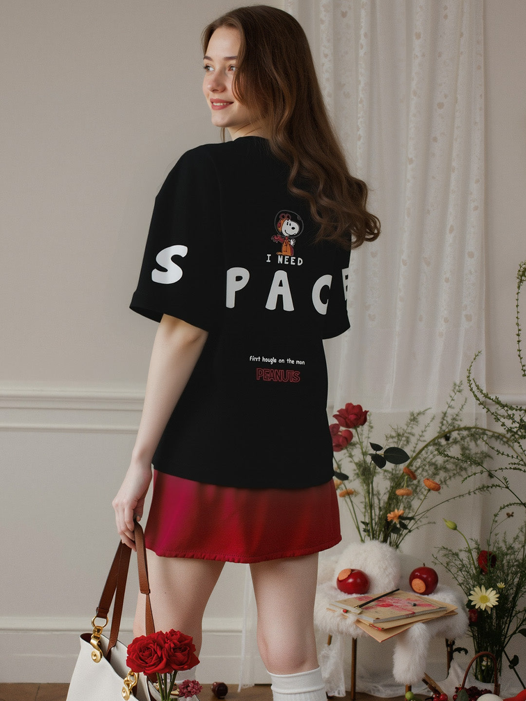 Space Snoopy Printed Pure Cotton Oversized Black T-shirt