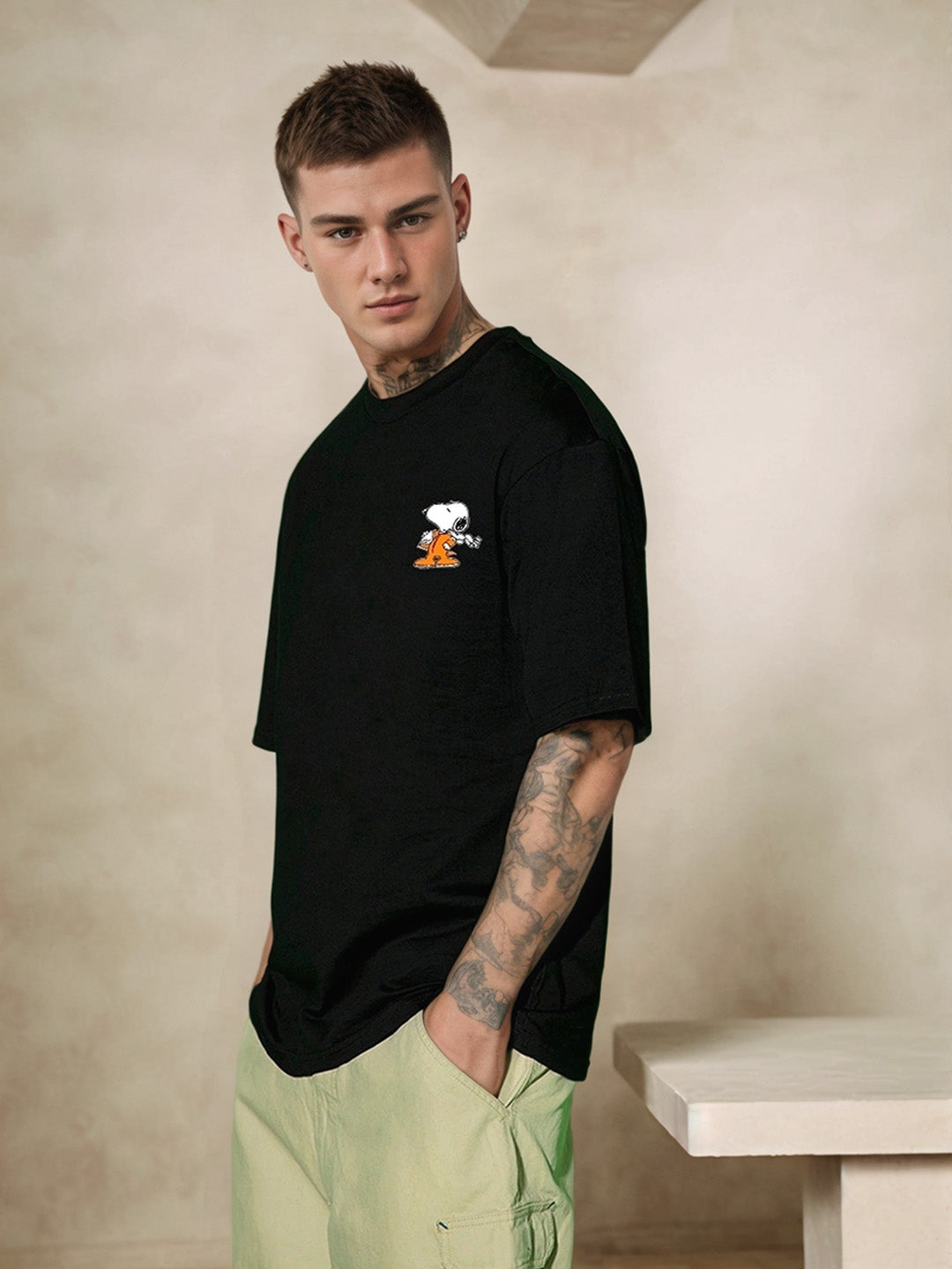Space Snoopy Printed Pure Cotton Oversized Black T-shirt