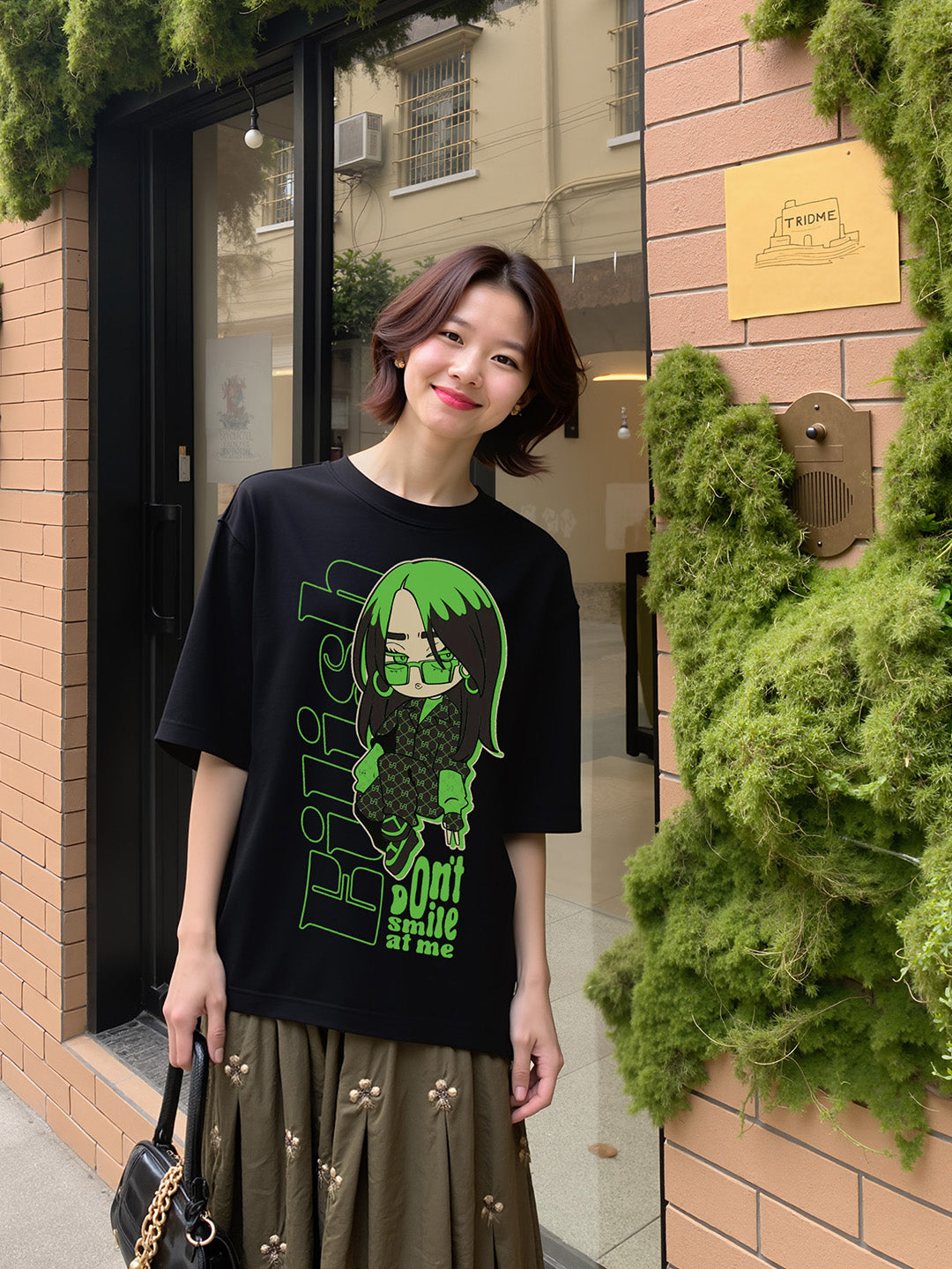 Don't Smile Billie Printed Pure Cotton Oversized Black T-shirt