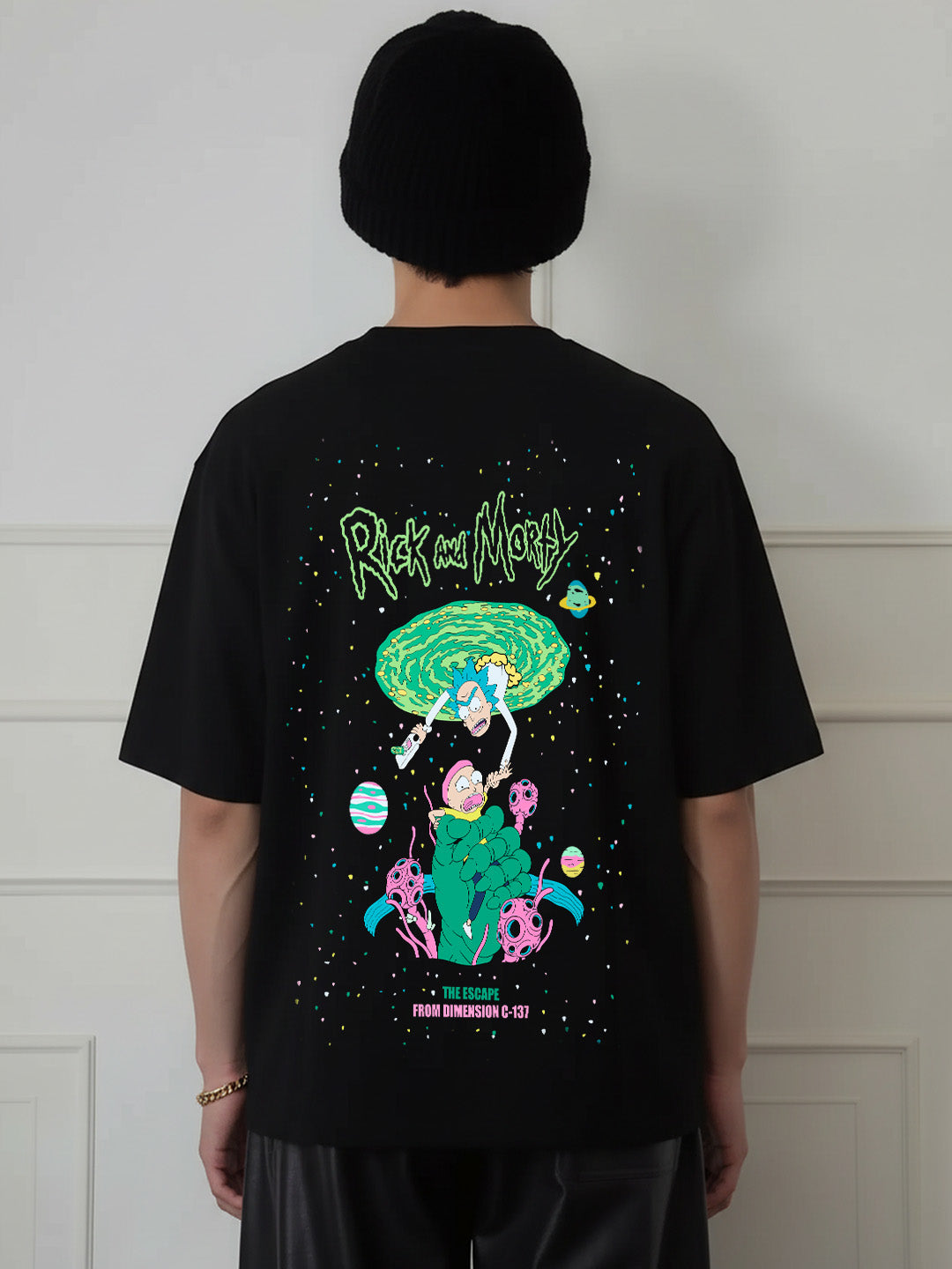 Rick and Morty - The Escape Printed Pure Cotton Oversized Black T-shirt