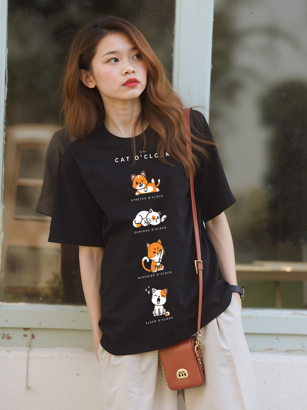 Cat O'clock Printed Pure Cotton Oversized Black T-shirt